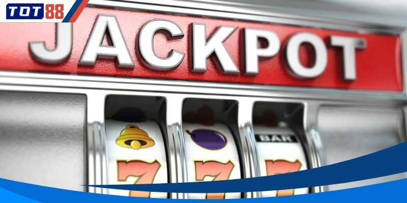 Người chơi nên canh đúng thời điểm để quay hũ